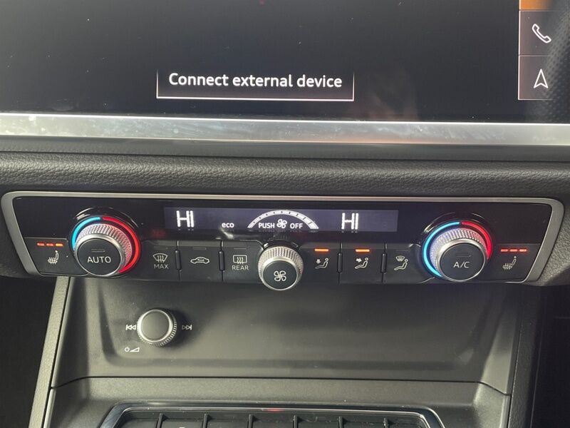 More views of Audi Q3