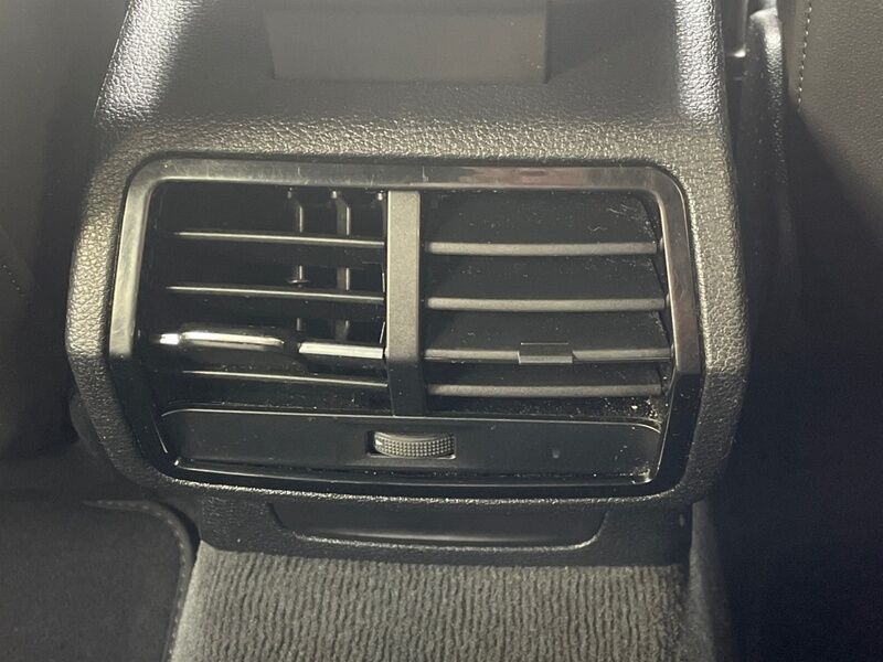 More views of Audi Q3