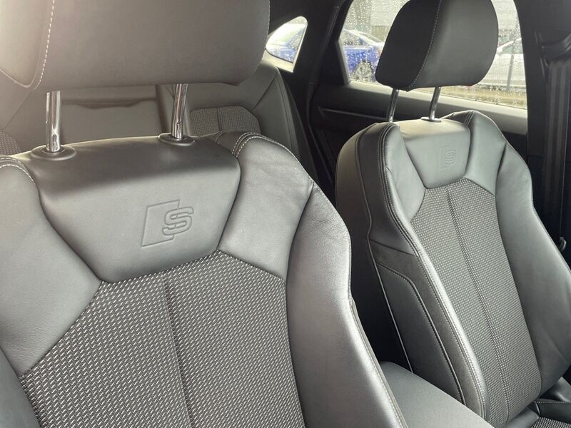 More views of Audi Q3