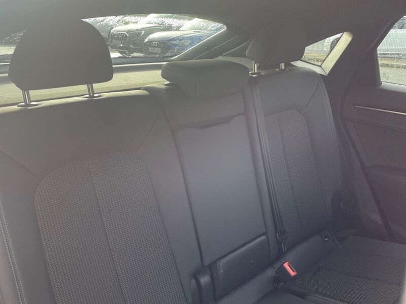 More views of Audi Q3