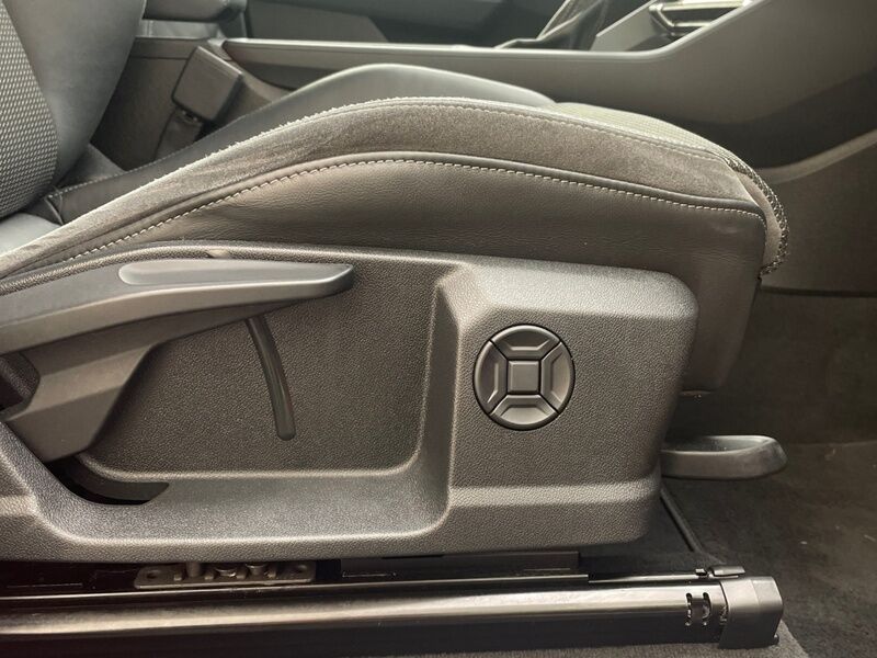 More views of Audi Q3