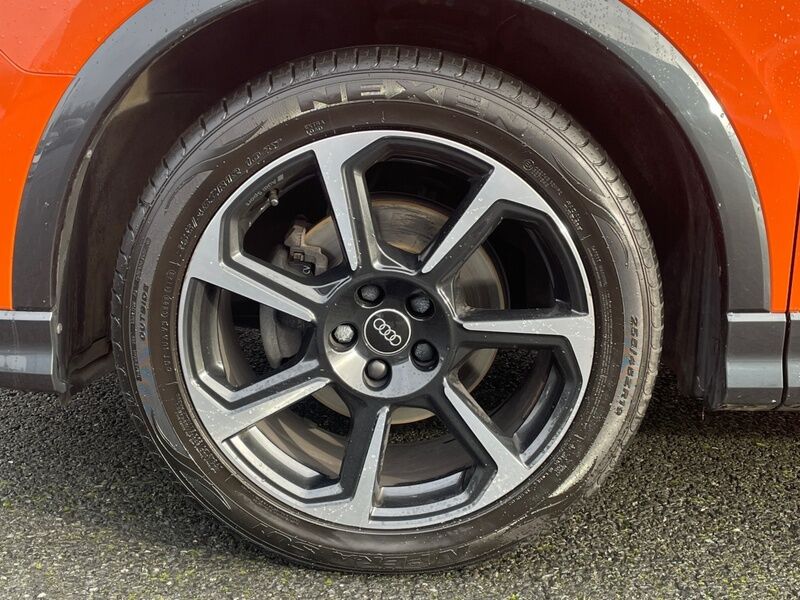 More views of Audi Q3