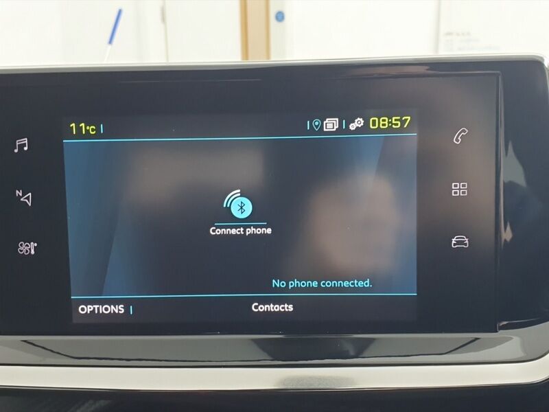 More views of Peugeot 2008