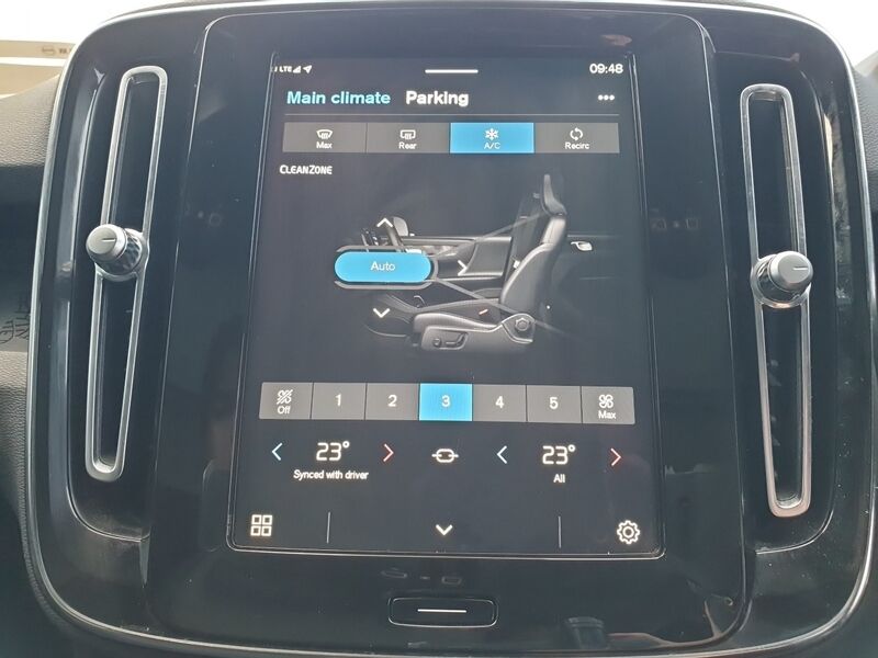 More views of Volvo C40