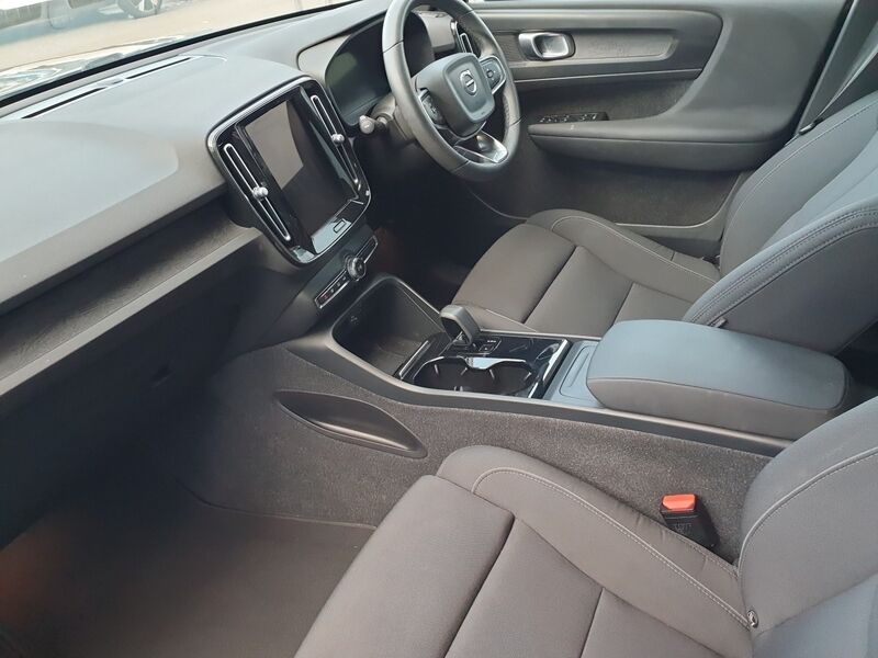 More views of Volvo C40