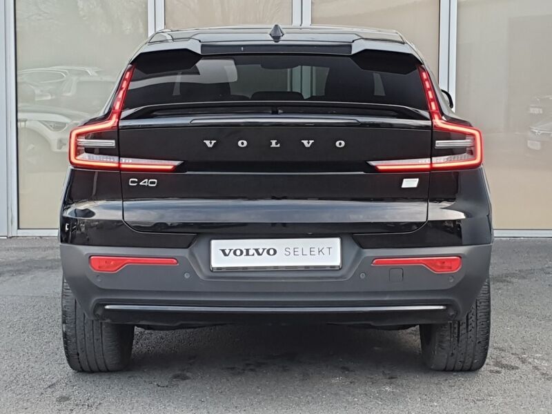 More views of Volvo C40