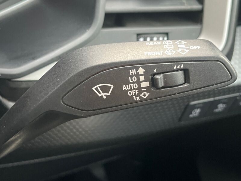 More views of Audi A1