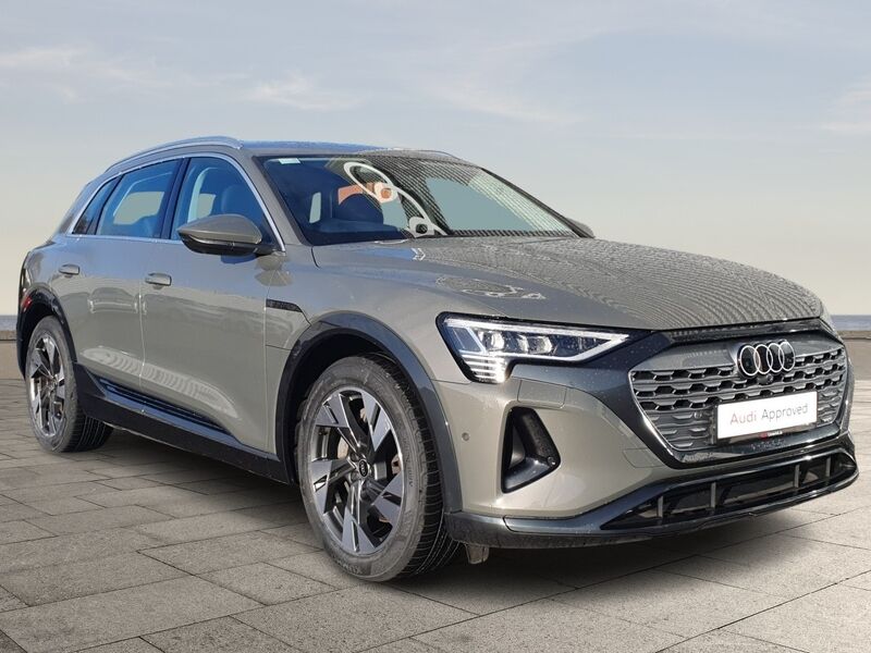 More views of Audi Q8 e-tron