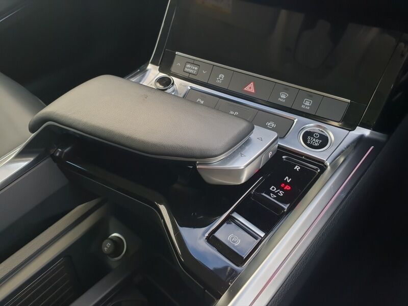 More views of Audi Q8 e-tron