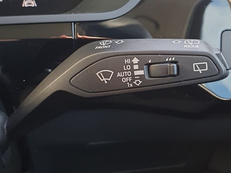 More views of Audi Q8 e-tron