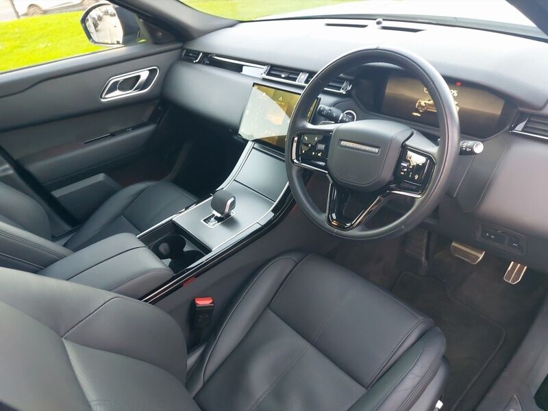 More views of Land Rover Range Rover Velar