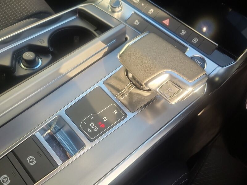 More views of Audi A6