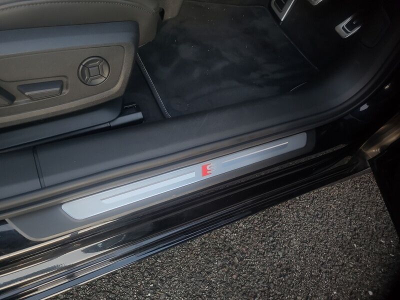 More views of Audi A6