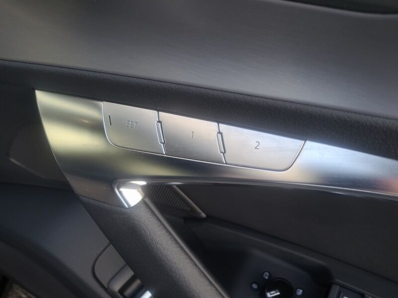 More views of Audi A6