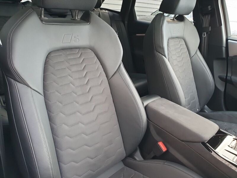 More views of Audi A6 Avant e-tron