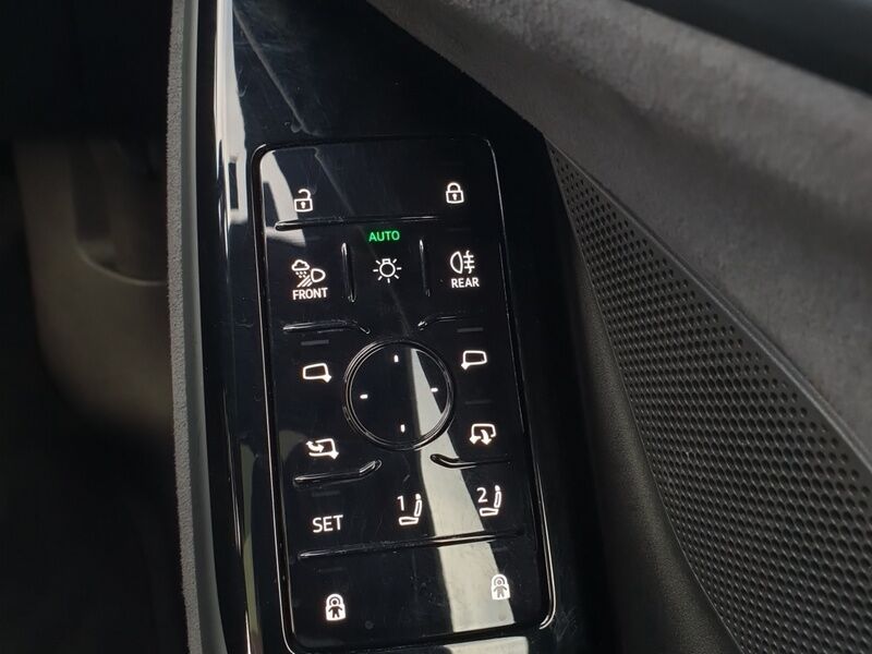 More views of Audi A6 Avant e-tron