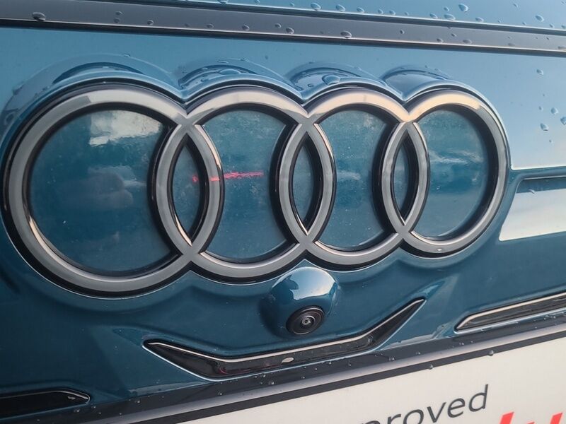 More views of Audi A6