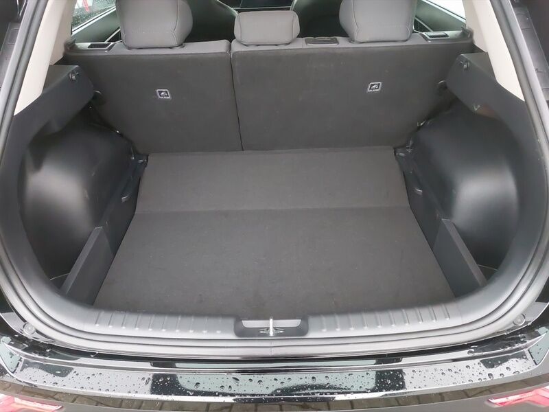 More views of Kia e-Niro