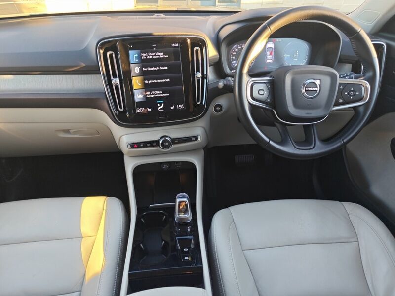 More views of Volvo XC40