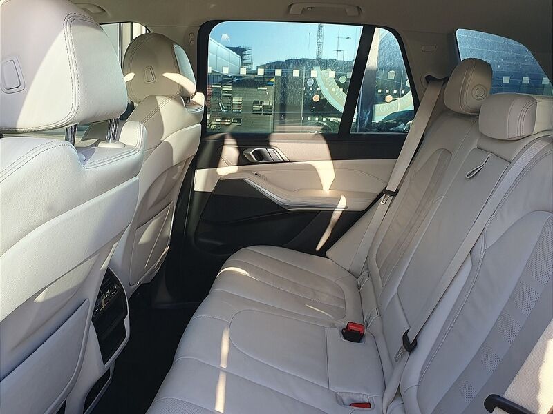 More views of BMW X5