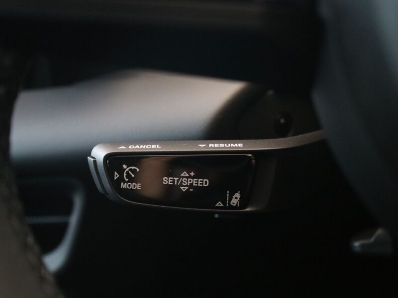 More views of Porsche Macan