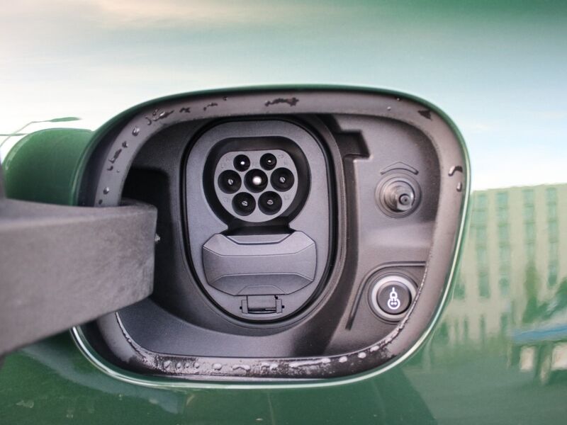 More views of Porsche Macan