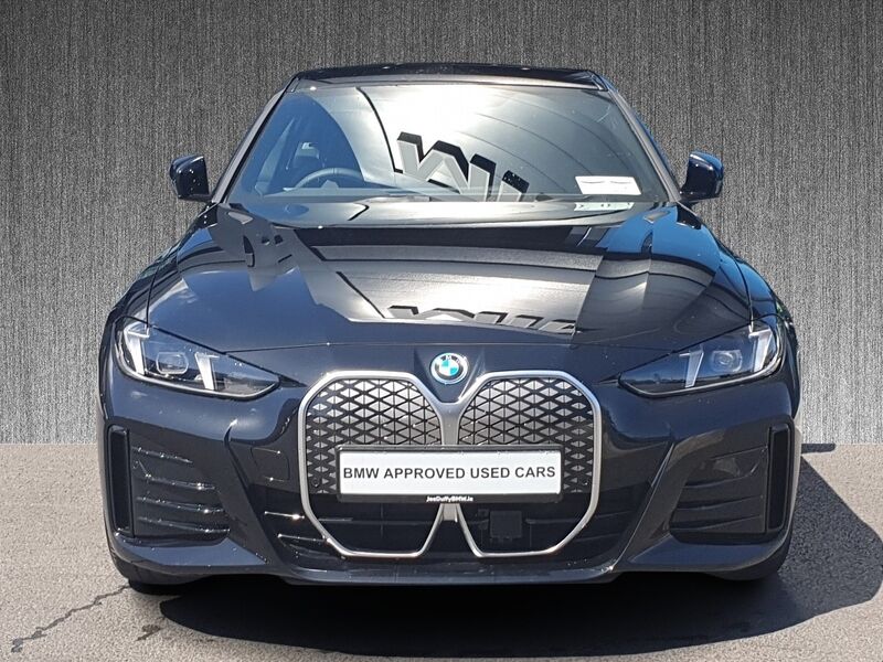 More views of BMW i4