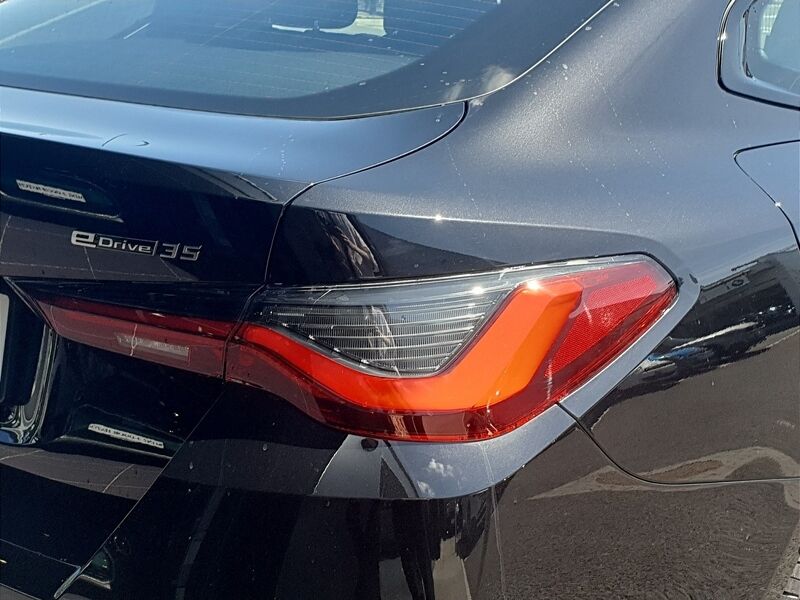 More views of BMW i4