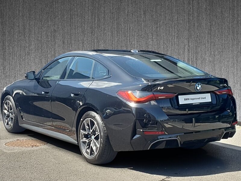 More views of BMW i4