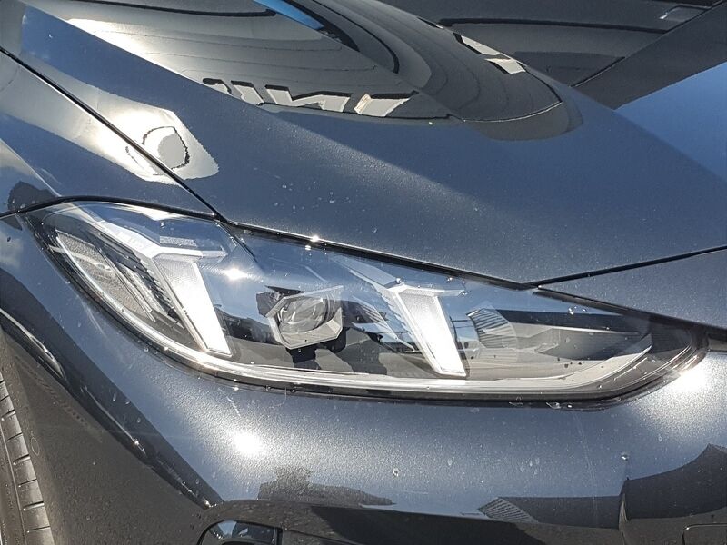 More views of BMW i4