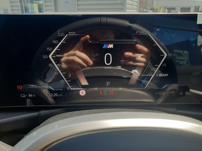 More views of BMW i4