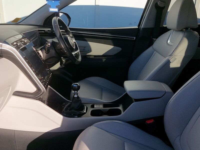 More views of Hyundai Tucson