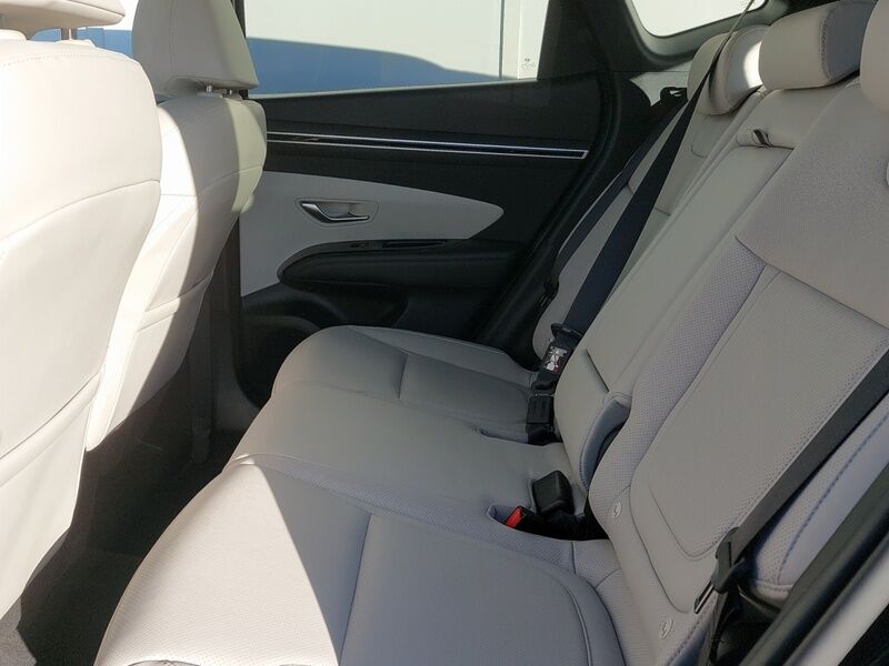 More views of Hyundai Tucson