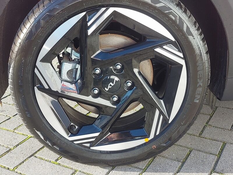 More views of Kia K4