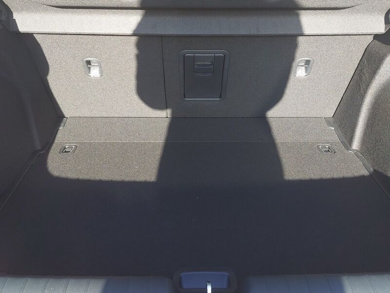 More views of Kia K4