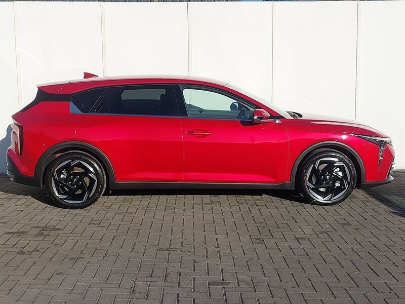 More views of Kia K4