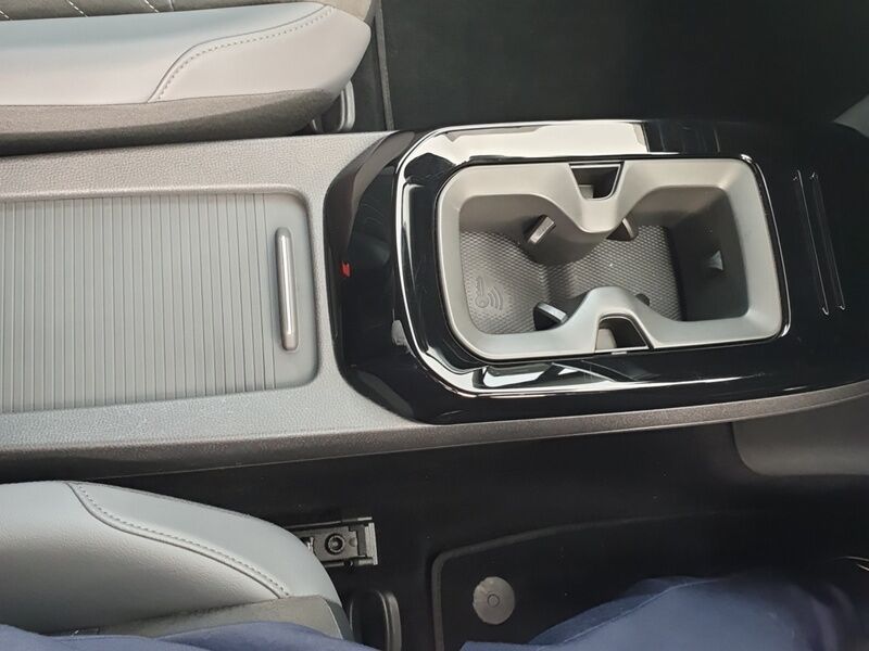 More views of Volkswagen ID.4