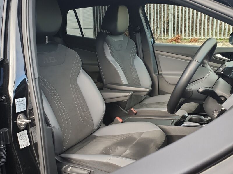 More views of Volkswagen ID.4