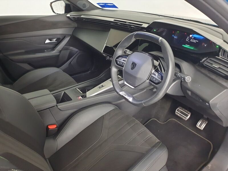 More views of Peugeot 308