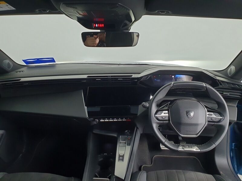 More views of Peugeot 308