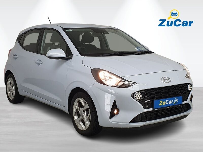 More views of Hyundai i10