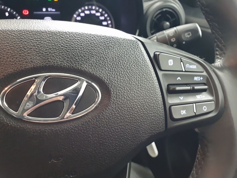More views of Hyundai i10