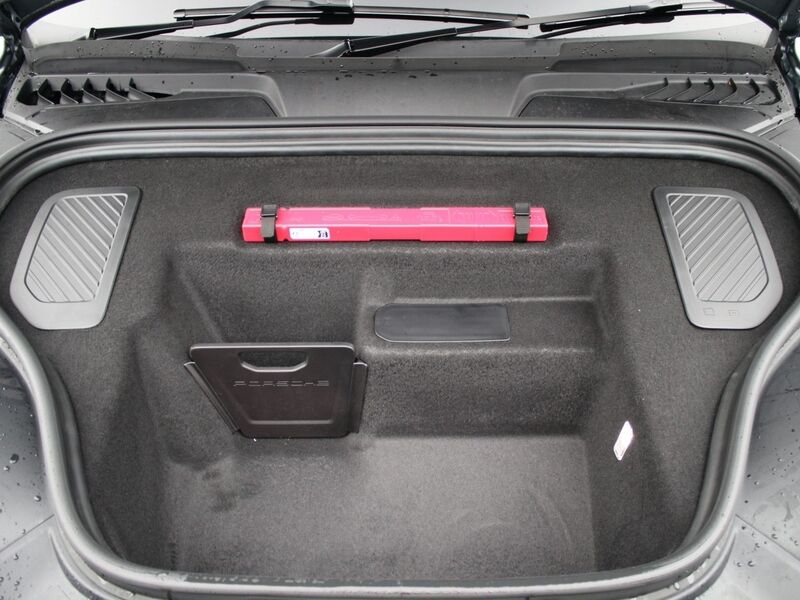 More views of Porsche Macan