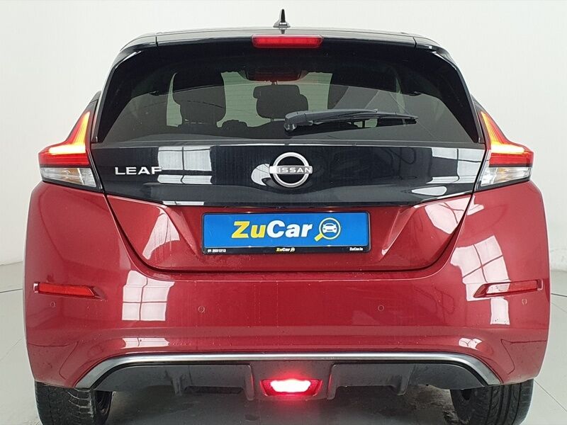 More views of Nissan Leaf