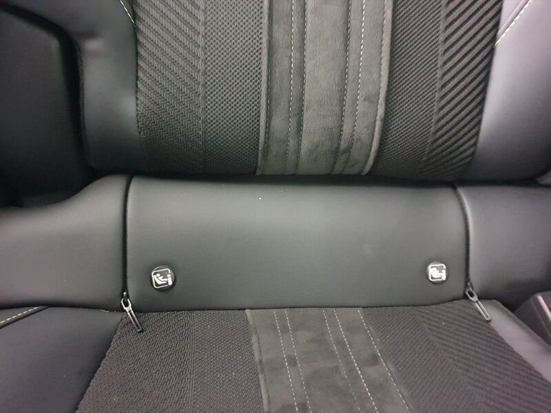 More views of Peugeot 308