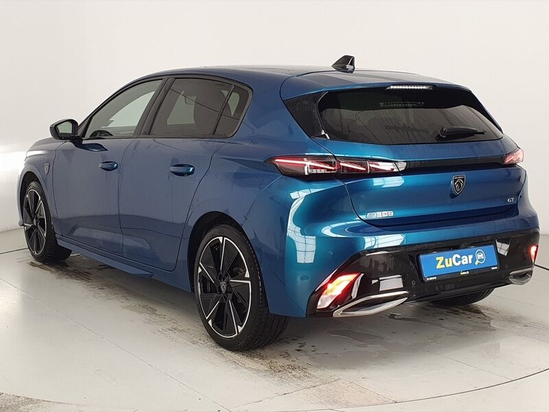 More views of Peugeot 308