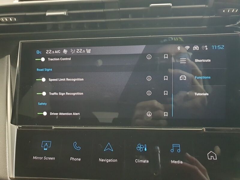 More views of Peugeot 308