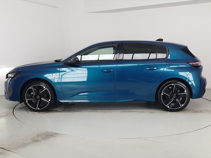 More views of Peugeot 308