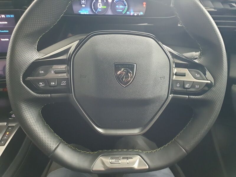 More views of Peugeot 308