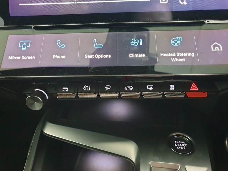 More views of Peugeot 308